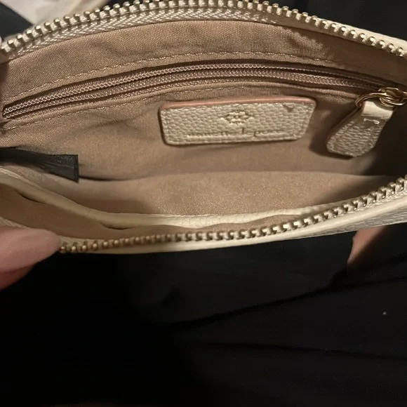 Nanette Lepore WRISTLET Logo Tech Clutch Vegan Leather - Picture 4 of 4